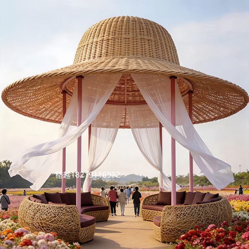 Trendy Giant Straw Hat Gazebo Outdoor Rattan Sunshade Canopy for Tourist Attractions and Homestays, Decorative Item for Courtyard Leisure Seating