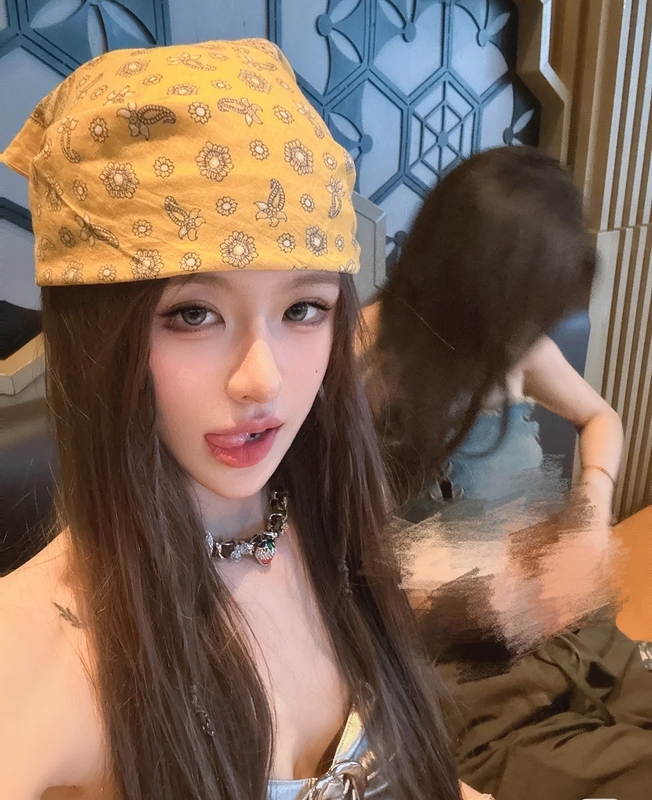 Vintage Square Scarf Outdoor Sun Protection Paisley Headscarf Fashion Trendy Cool Street Dance Cycling Headband Hat Scarf