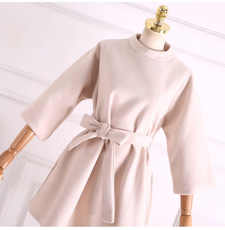 Thu đông 2018 phiên bản Hàn Quốc của thời trang mới hoang dã khoe cổ tròn bảy điểm tay áo len đính nơ nữ váy ngủ 2 dây