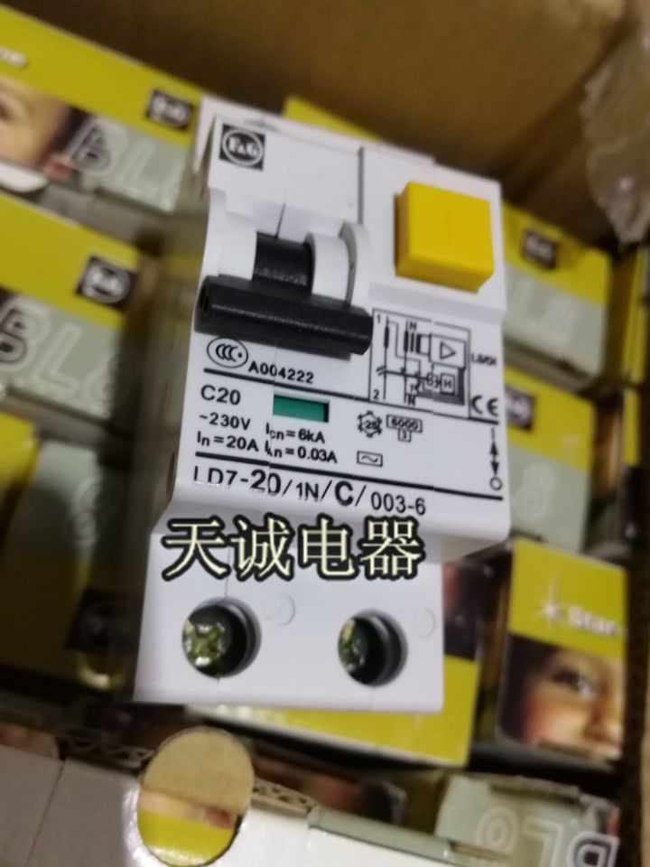 Star-Line FG Circuit Breaker D7-20 1N C 003-6 A004222 20A-230V 0 03A