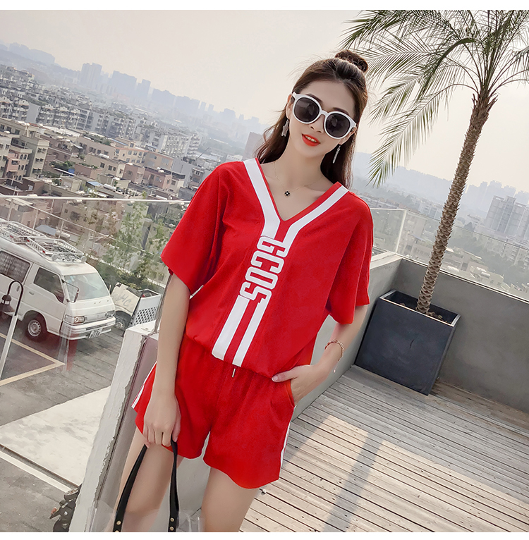 VK旗艦店 韓國學院風短袖字母領t恤學生休閒寬鬆時尚運動服套裝短袖褲裝