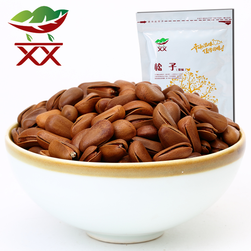 New goods are now fried Northeast specialty wild pine nuts large particles 500 grams of open big pine nuts roasted snacks
