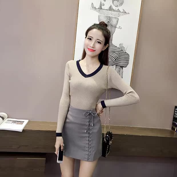 Mùa thu mới thời trang hoang dã màu v-cổ áo len dài tay nữ Slim là áo len mỏng nữ khí chất áo khoác len nữ ngắn