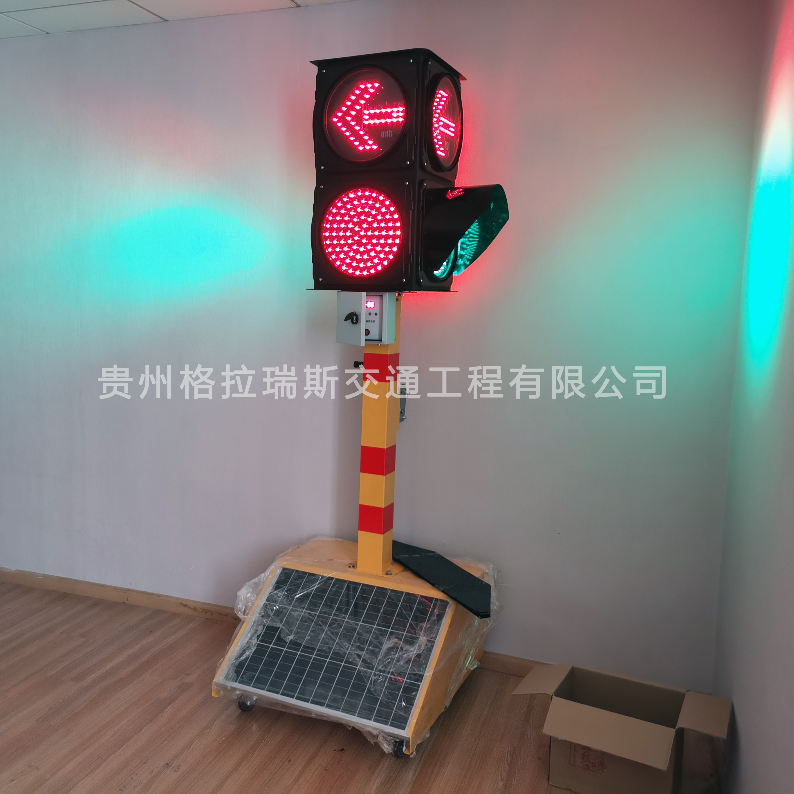 Solar traffic light can move traffic signal light temporary burst LED hand-push lifting outdoor roadblock light