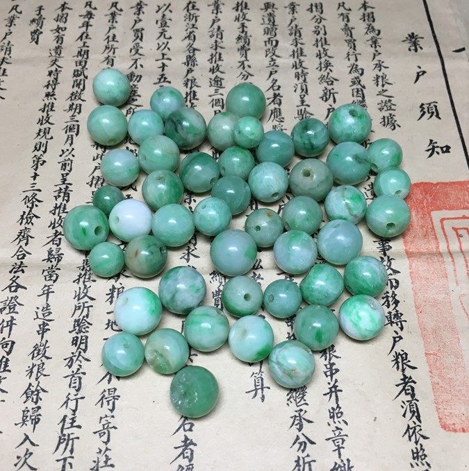 (Folklore) Guyu's Old jade Qing Dynasty China's Old Emerald Jade Pearl Bauberries Open the door-Taobao