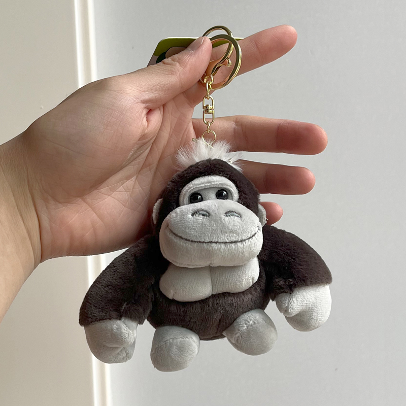 Cute and Quirky Giant Gorilla Plush Keychain, Adorable Couple Bag Charm, Male Doll, Small Toy, Backpack Decoration