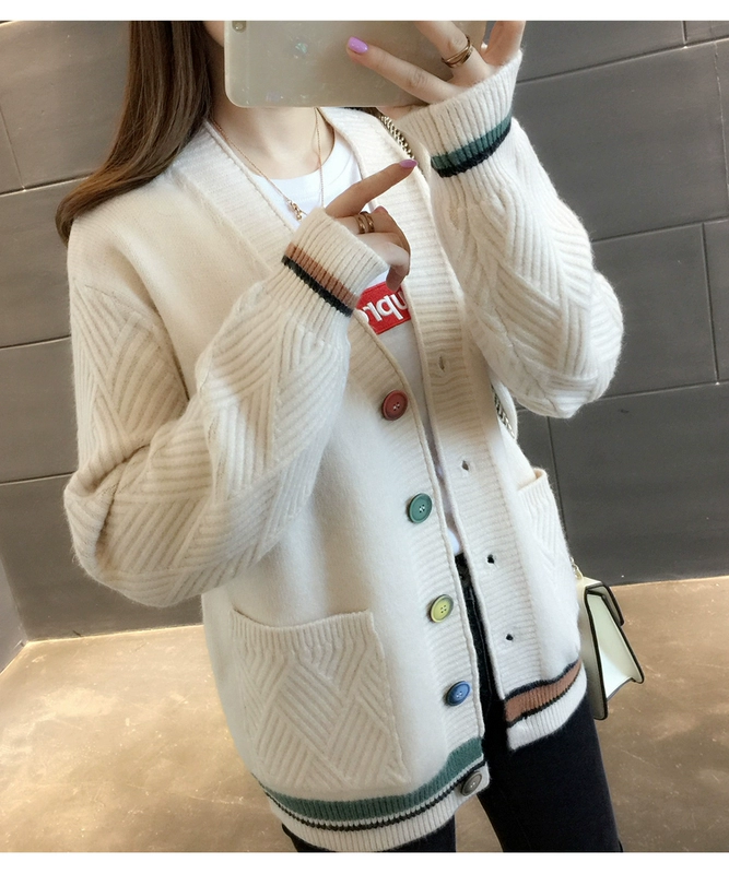 Mùa xuân và mùa thu 2020 Nữ sinh mới phiên bản Hàn Quốc của chiếc áo len siêu lửa, áo len dệt kim dài tay cổ chữ V - Áo len cổ chữ V
