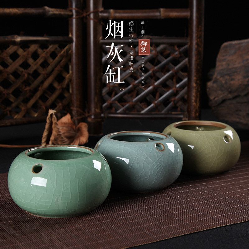 Yueqing Ceramic Ashtray Creative Personality Fashion Living Office Household Swing Decoration Ceramic Cigarette Cigarette Gift