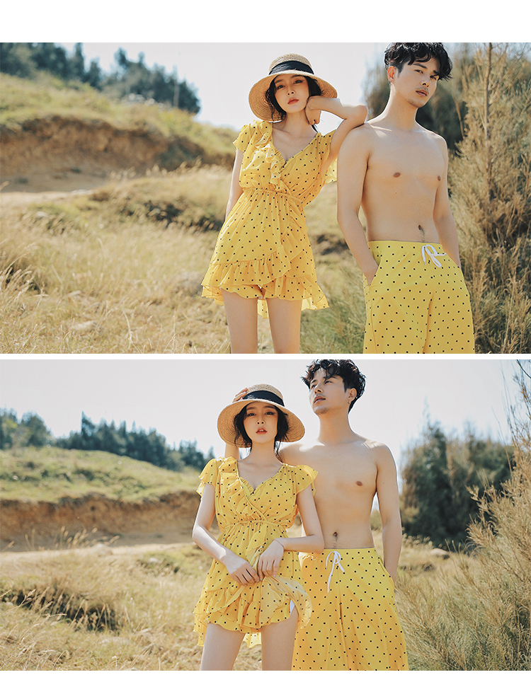 2019 cặp đôi mới bơi đồ bơi bikini ba mảnh nhỏ màu vàng tươi kỳ nghỉ spa nhỏ ngực áo tắm nữ - Vài đồ bơi đồ biển cặp	