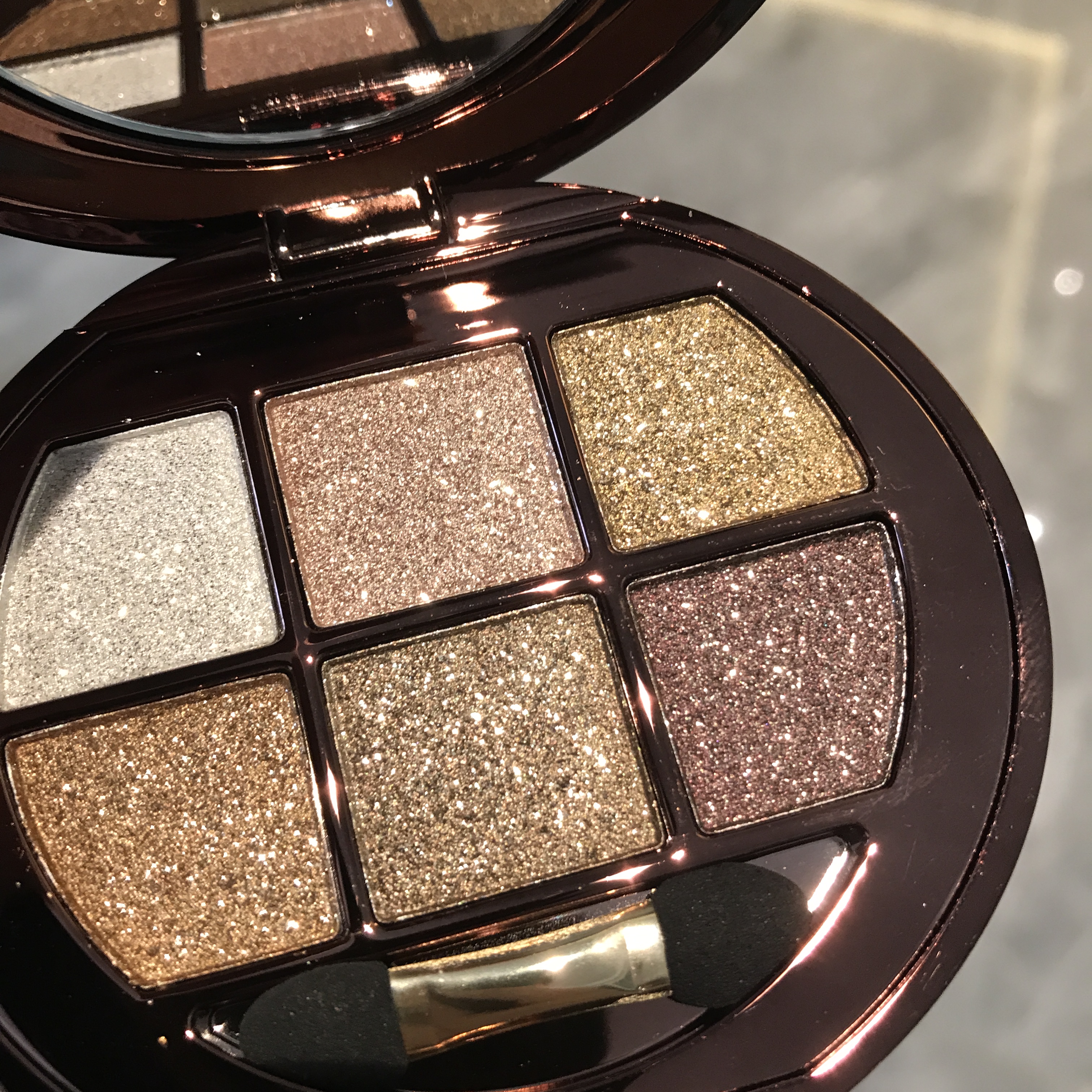 The official brand of Eye Shadow Flagship Store Winnie Bears Eye Bright Crystal Flash Eye in 2021