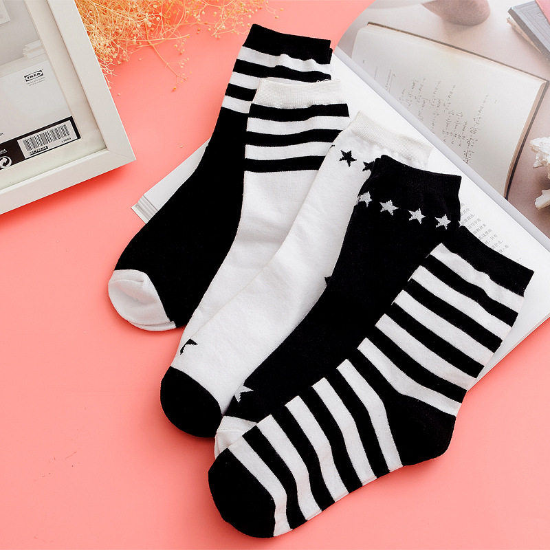 Cotton socks women's mid-tube star cotton socks autumn and winter cotton women's socks deodorant sweat-wicking sports socks