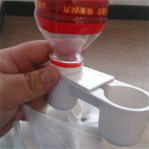 Người uống hai miệng Đài phun nước vòi Vòi rửa chén Micro uống Nguồn cung cấp chim bồ câu Thiết bị nuôi chim bồ câu đặc biệt - Chim & Chăm sóc chim Supplies thức ăn chim bồ câu