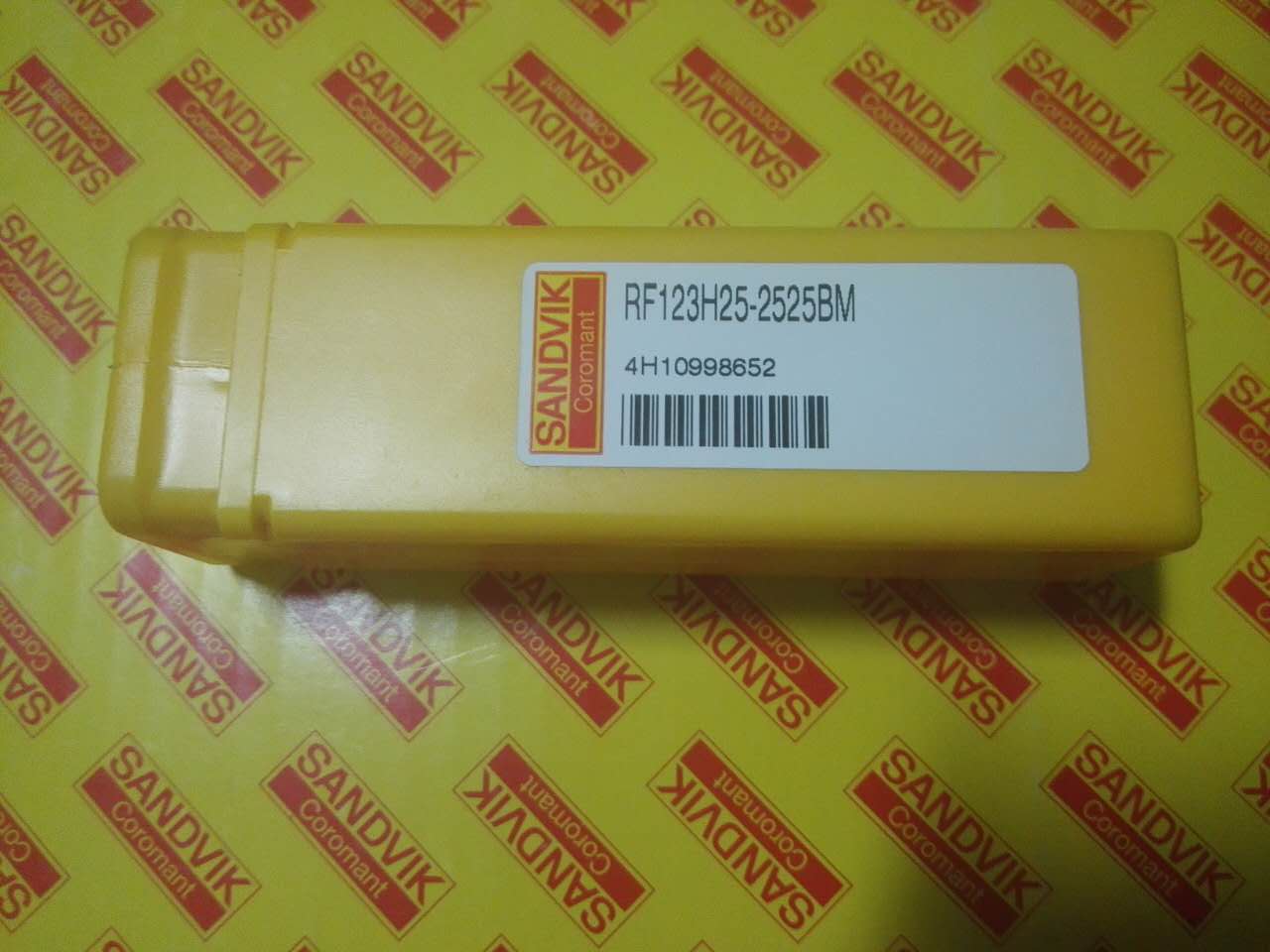 LF123H25-2525BM high-end Sandvik SANDVIK grooving cut off cutter bar cutter bar for sale at a low price