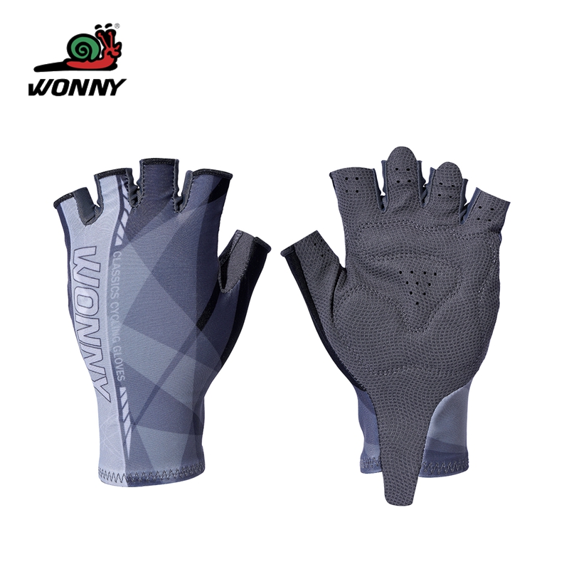 Summer half fingers of men and women's thin gloves anti - slip shock absorption short refers to breathable mountaineering bike riding wonny snail