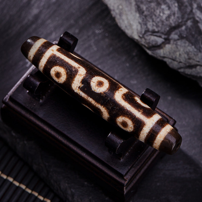 (Ghana Sky Pearl) Tibetan Nine Eye Beads Natural to Pure Old material Pau True Mio Necklace Lock Bone Chain