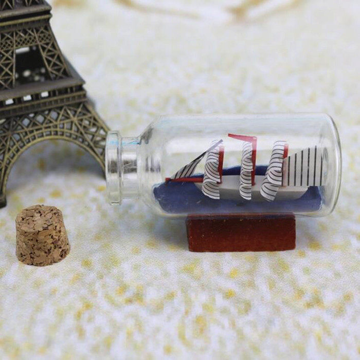 Christmas gifts to girlfriend teachers Schoolmates Sailing Rafting Bottles Creative Home Accessories may be willing to bottle the bottles at the mercy of bottles