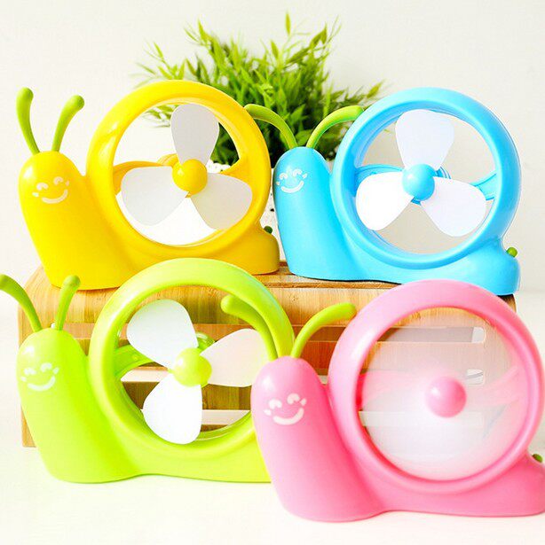 61 Children's Day gifts for children Men and women novelty portable USB snails small fan battery USB dual-use