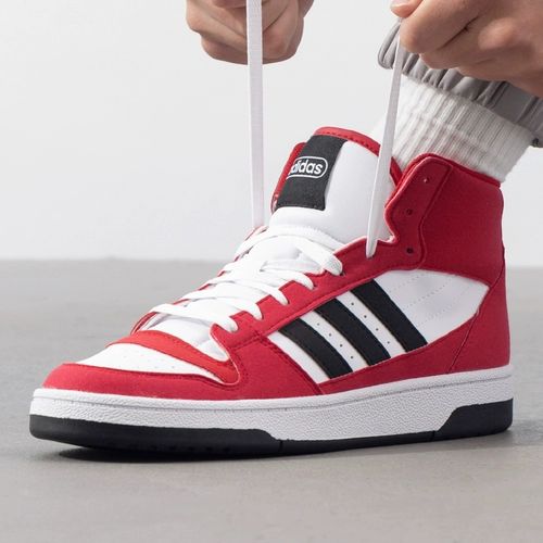 Adidas, спортивная баскетбольная обувь с амортизацией, тренд сезона
