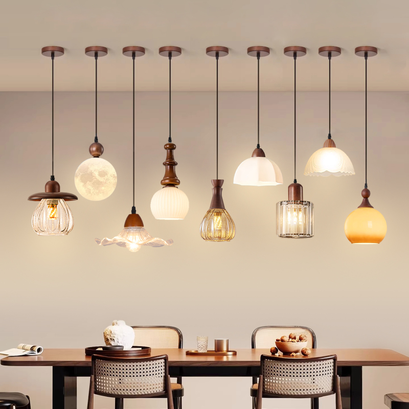 Medieval-Style Bedroom Bedside Small Chandelier, High-End French Retro Dining Room Aisle New Chinese-Style Single-Head Long Pendant Light Medieval-Style Bedroom Bedside Small Chandelier, High-End French Retro Dining Room Aisle New Chinese-Style Single-Head Long Pendant Light