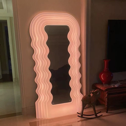 Мемфис волны полным -зеркало зеркала дома, дизайн, сеть красный розовый инопланетный свет, излучающий тестовый зеркал