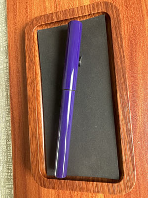 Purple piano lacquer (pen case)