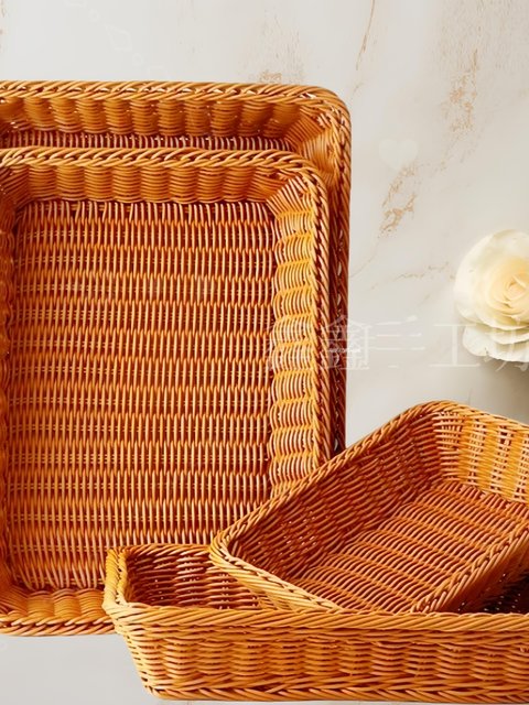 Plastic woven storage basket Hand-woven bread basket Supermarket fruit sandwich Dried fruit plate Plastic display fruit pot