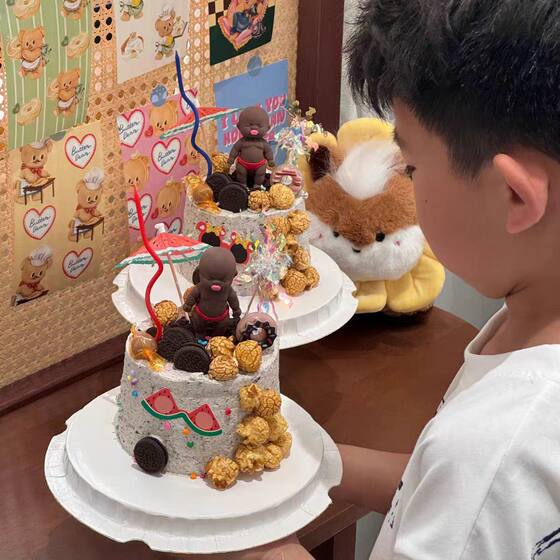 Children's Day Cake Decorations Internet Celebrity Natasha Little Black Doll Figurine 61St Birthday Boy Girl Holiday Dessert Decoration