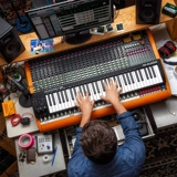 SPOT M-AUDIO61MK3MIDI клавиатура