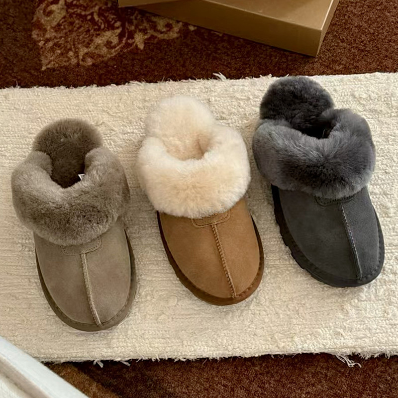 Sangpo Sheepskin Fur Integrated Closed-Toe Wool Slippers for Men, Home Warmth, Couple's Thick Fur Snow Boots for Women, Winter Sangpo Sheepskin Fur Integrated Closed-Toe Wool Slippers for Men, Home Warmth, Couple's Thick Fur Snow Boots for Women, Winter