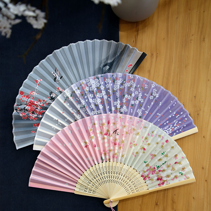 Yuelong Summer Fan folding fan China Wind Han suit Antique Style Portable Folding Carry-on and Mini Silk cloth Silk Fan Juan