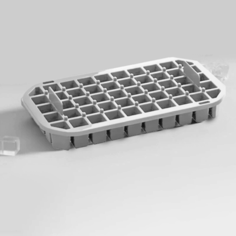 新食品级冰块模具按压冰格家用冰箱自制冰块储存盒带盖冻冰块神器