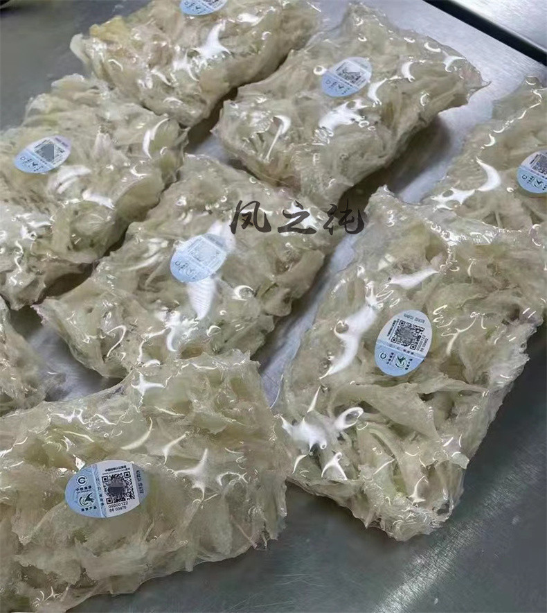 Feng's pure anadromous code white oatmeal pure handmade white swallow corner strip pregnant woman Yan nest nourishing high cleanliness 50g with stock