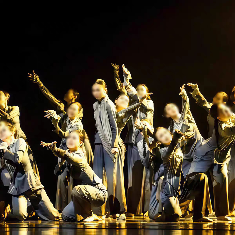 "Engrave Our Names" Modern Women's Group Dance Performance Costumes Red Theme Gray Gradient Dance Costumes