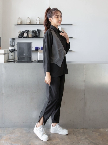 Магазин разработки волос с парикмахерскими для волос.