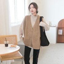 Spring and autumn new maternity wear Internet celebrity fashion loose large size buttoned sweater vest V-neck sleeveless sweater trendy