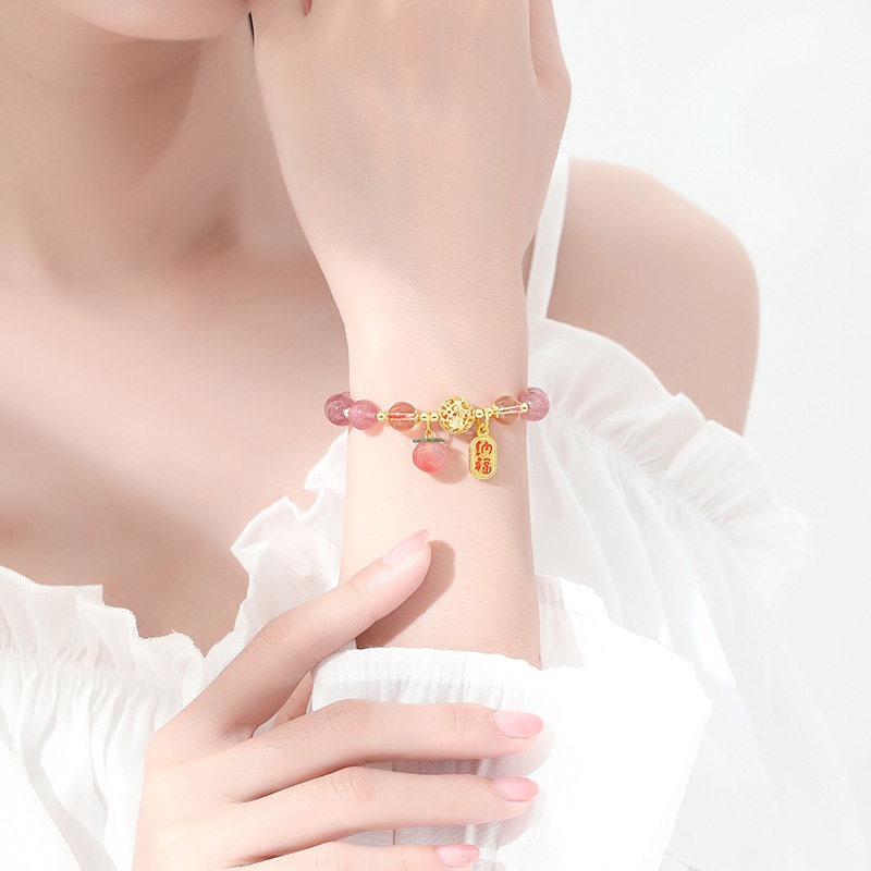 Natural strawberry crystal bracelet female transfer beads in small design peach pollen crystal string to recruit a gift