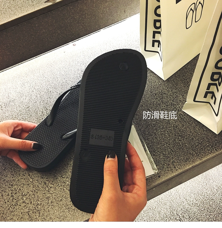 New onedouble đen flip-flops nữ pinch chân dép đi trong nhà phụ nữ mùa hè mặc non-slip đáy phẳng với giày bãi biển sandal bitis nữ