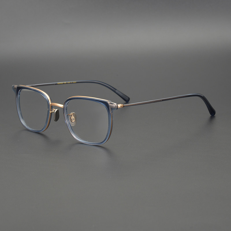 Ultra-lightweight Japanese plate, special frosted texture, handmade small square frame designer frame, non-slip glasses male
