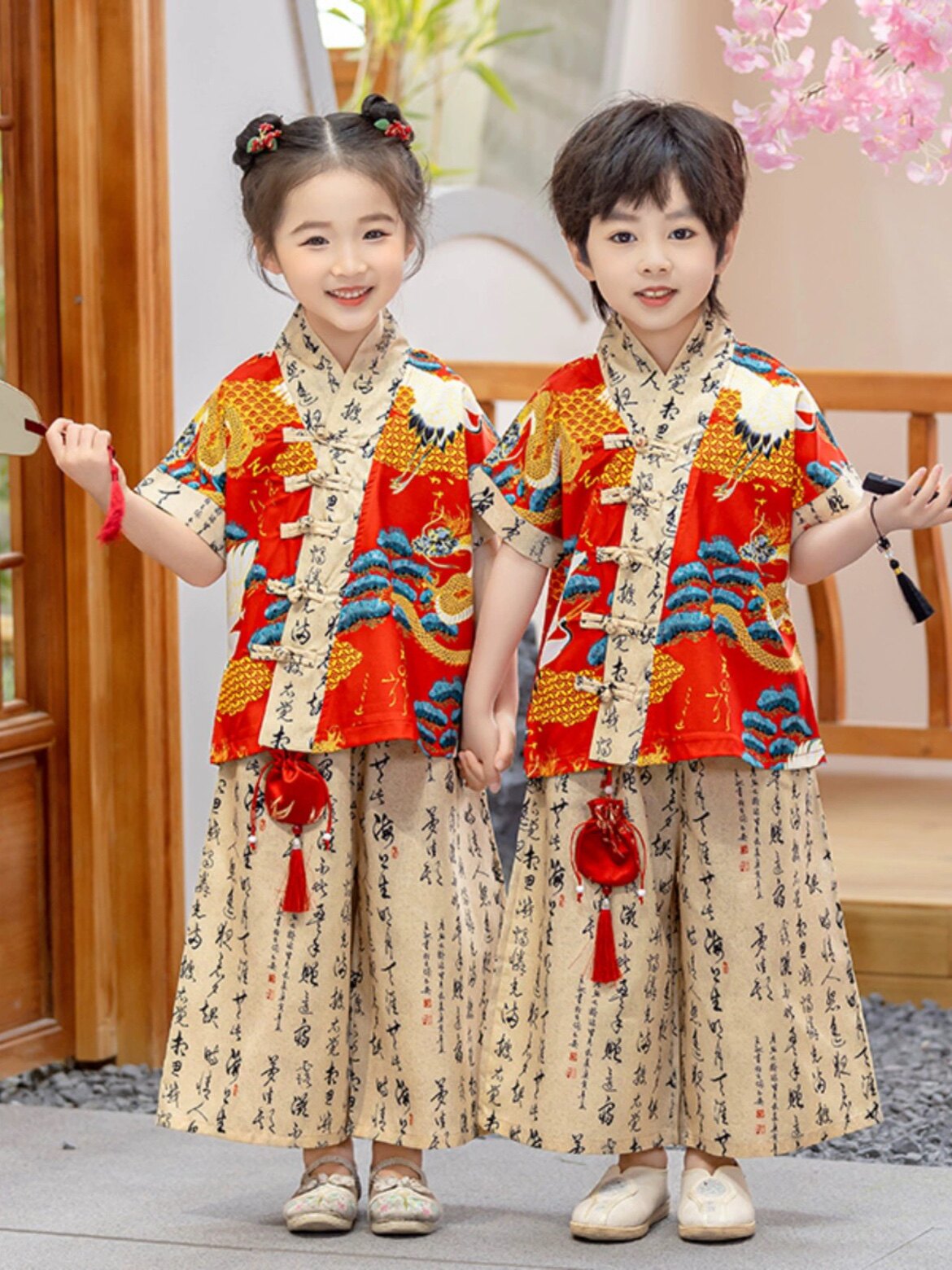 佰依佰順表演服饰