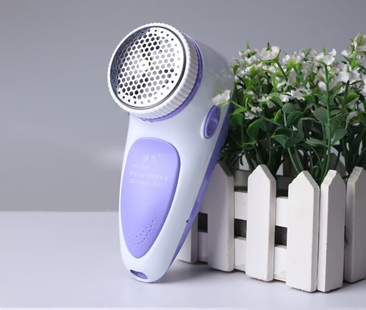 máy cắt lông xù và hút bụi quần áo Tông đơ cắt tóc bóng có thể sạc lại nhà không làm tổn thương quần áo đến tóc cạo áo len cắt tóc - Link Remover máy cắt lông áo len