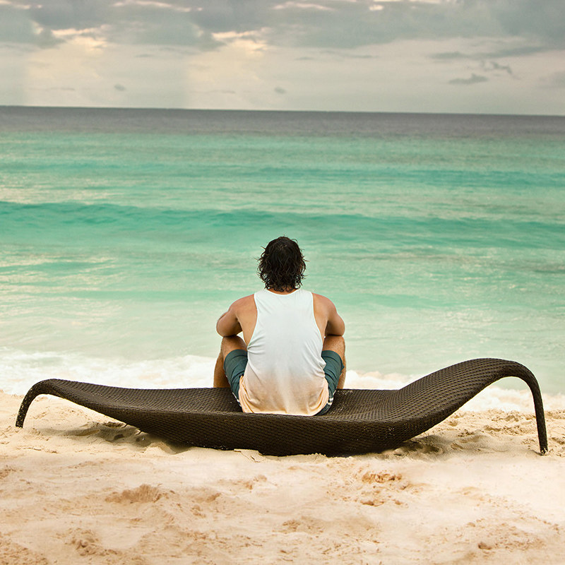 Beach Deck Chair Swimming Pool Leisure Leaf Surfboard Creative Designer Rattan Resort Hotel Outdoor Deck Bed