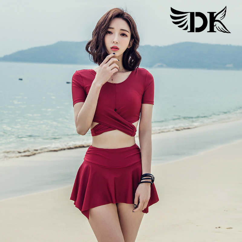 DK2022 new swimwear women's conservative small breasted sexy slim South Korean bikini spa with two style wins