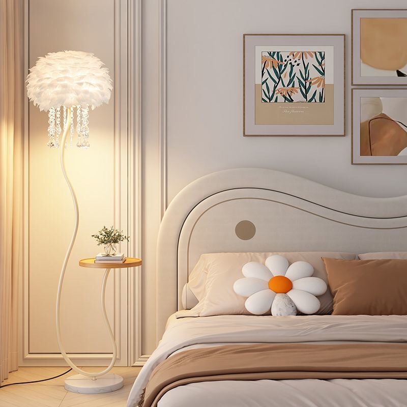 Cream-Style Crystal Feather Floor Lamp, Living Room Side Table, Sofa Side Storage Coffee Table, Bedroom Bedside Standing Lamp