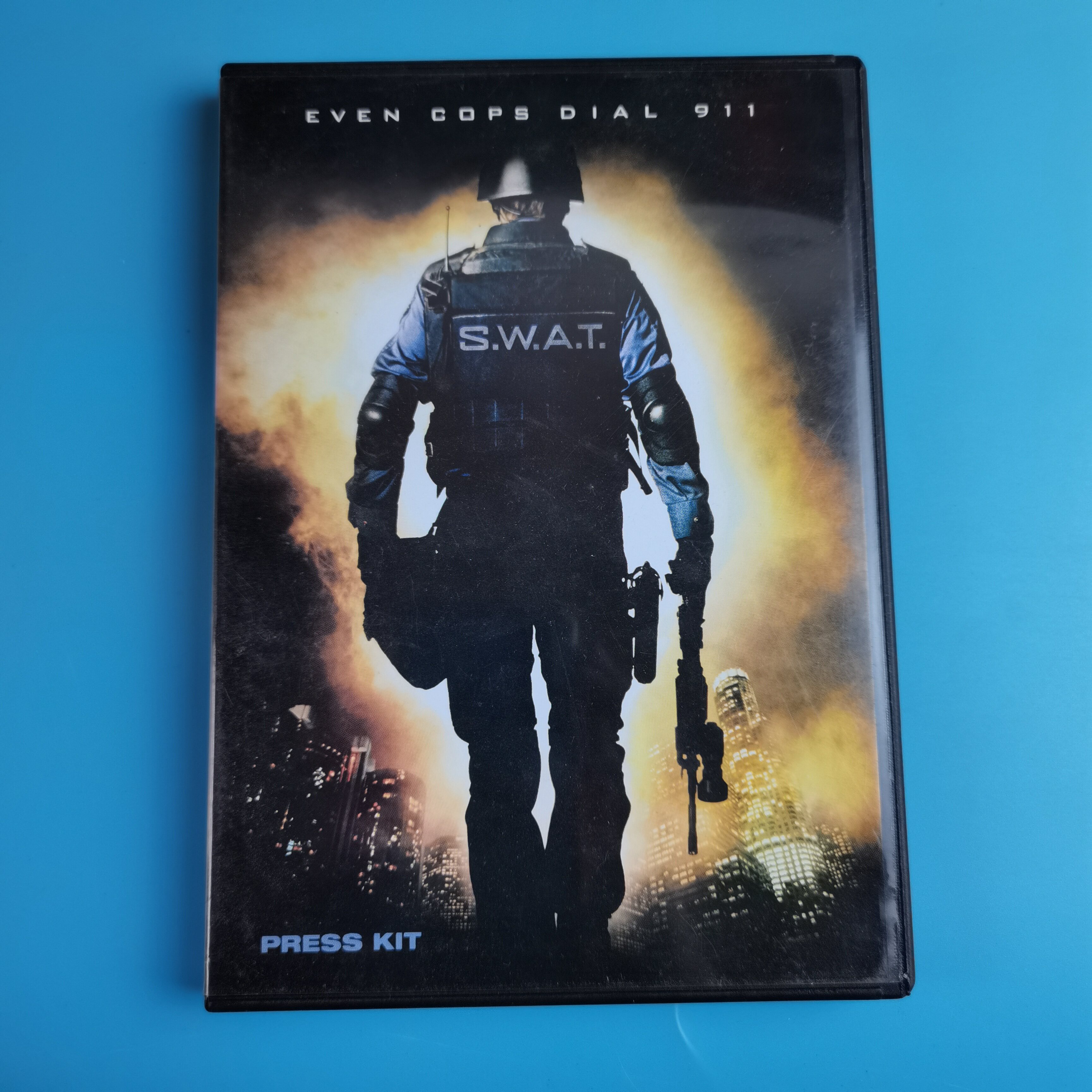 Original anti-terrorist special police group S W A T DVD Inwords