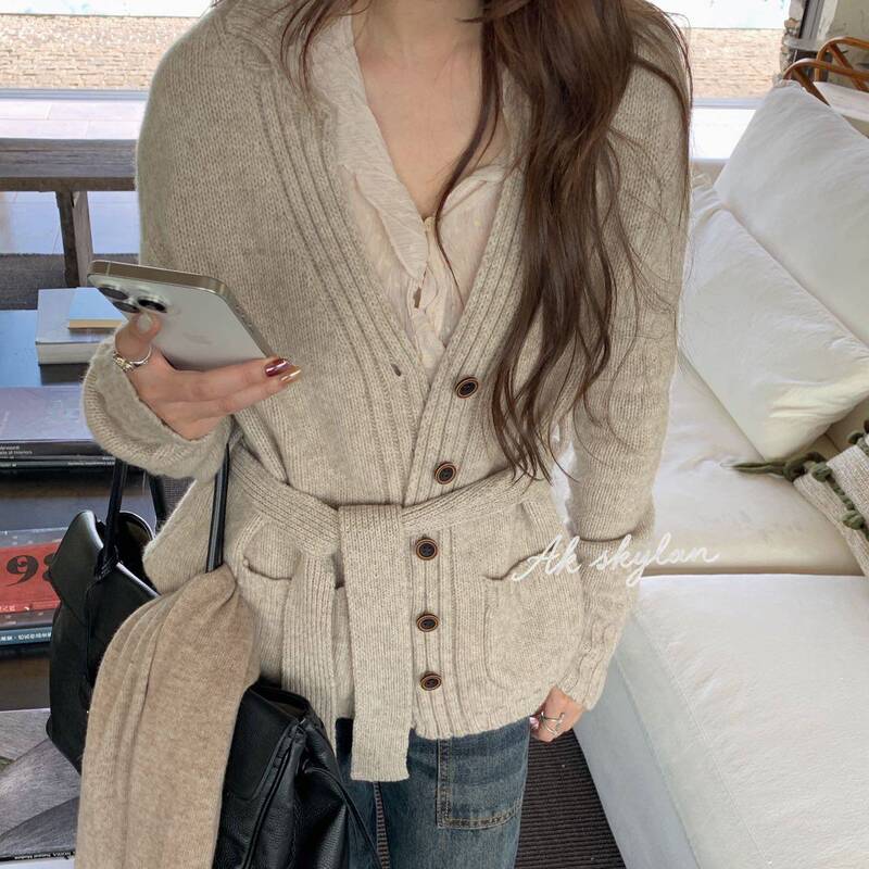 Ak Skylan Autumn and Winter Elegant Lapel Cardigan with Pockets, Yak Wool, Warm and Comfortable, Tie-Up Sweater 60976