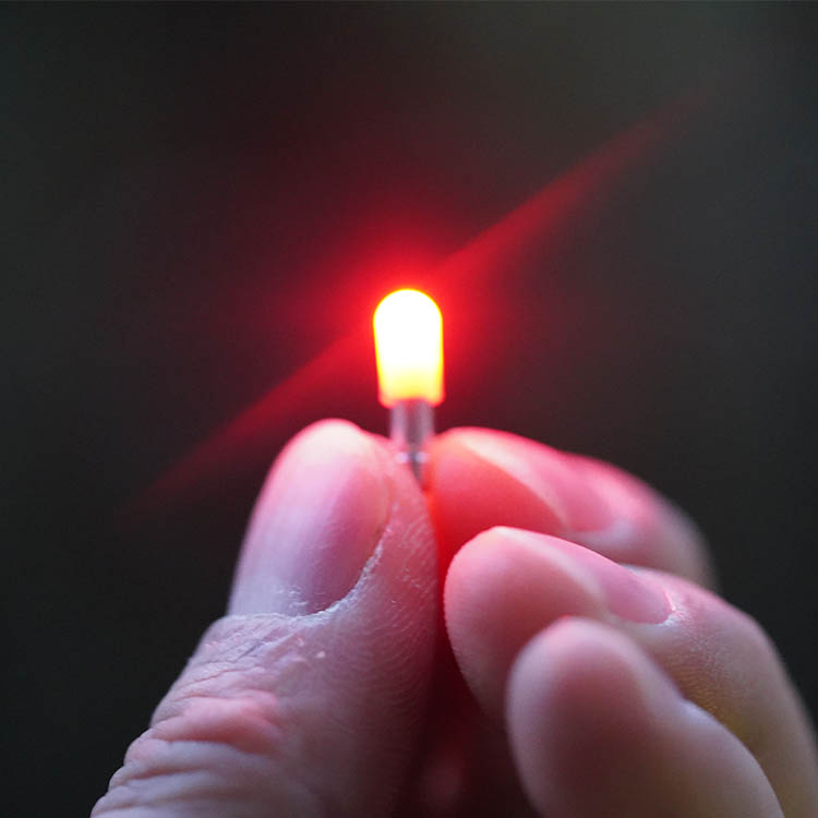 Outdoor Coursio Emergency Psk Super Miniature Pocket Small Flashlight Mini Lamp Lithium Battery Waterproof Suchbox Material