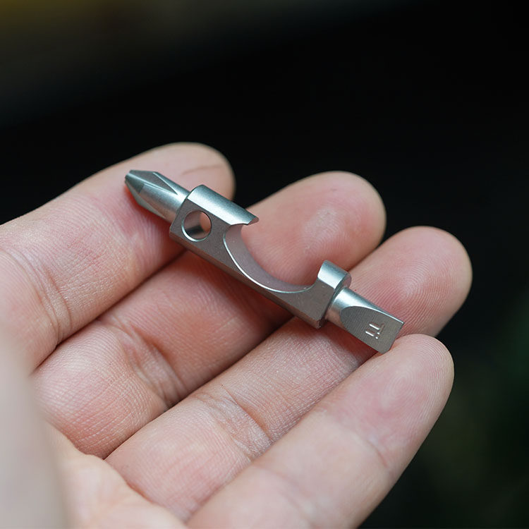 Titanium alloy screwdriver changed taper key button multifunctional bottle opener EDC word cross - keys hanging key