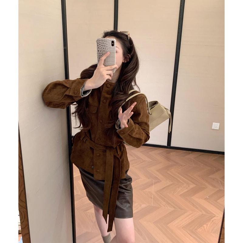 Korean Style Stand-Up Collar Tie-Up Light Mature Style Short Jacket for Petite Women 2026 Autumn Makes You Look Taller and More Attractive with a Relaxed Feel Korean Style Stand-Up Collar Tie-Up Light Mature Style Short Jacket for Petite Women 2026 Autumn Makes You Look Taller and More Attractive with a Relaxed Feel