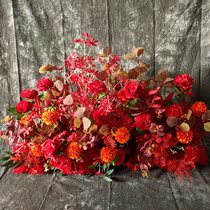 New wedding ground row floral hotel big red floral wedding scene layout stage background Catwalk wedding silk flowers