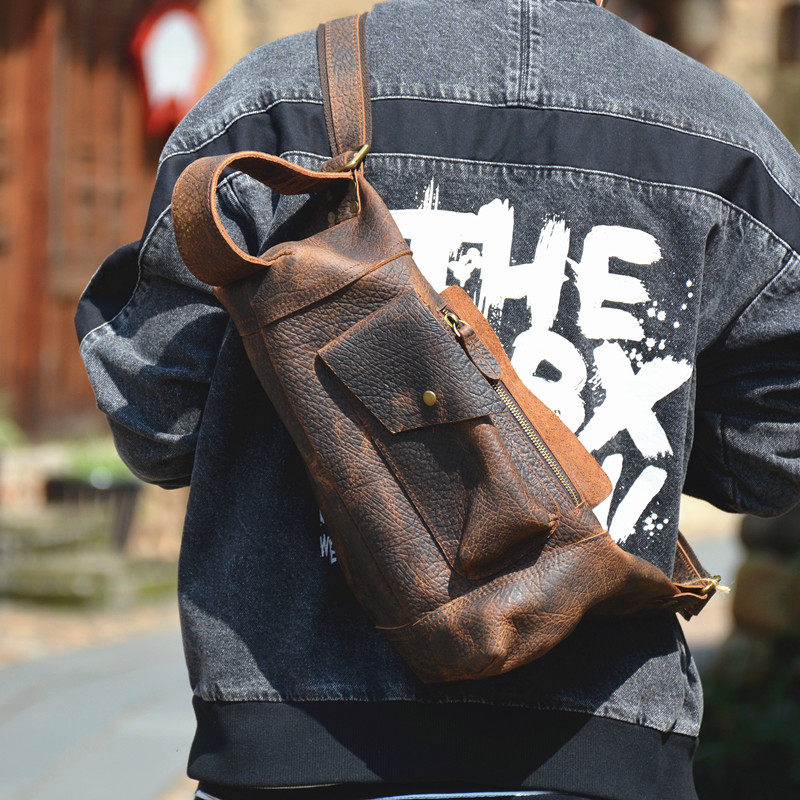 Original Retro Crazy Horse Leather Men's Chest Bag Large Capacity Leather Backpack Casual Travel Trendy Men's Bag Leather Mountaineering Bag